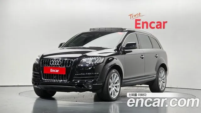 Audi Q7 2015 — photo 1