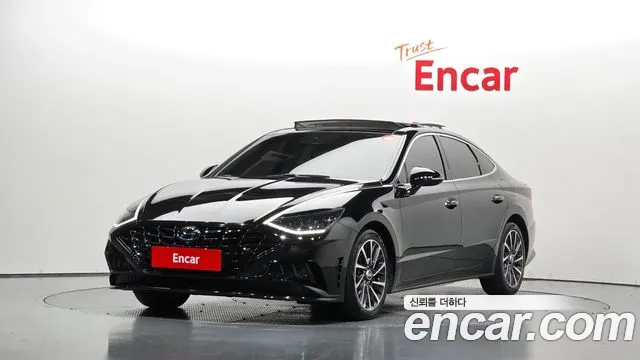 Hyundai Sonata 2022 — photo 1