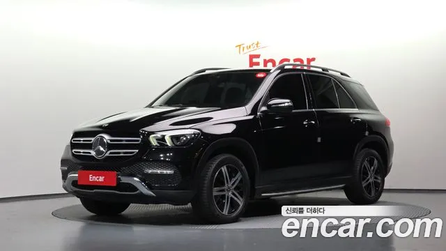 Mercedes-Benz GLE-Class 2020 — photo 1