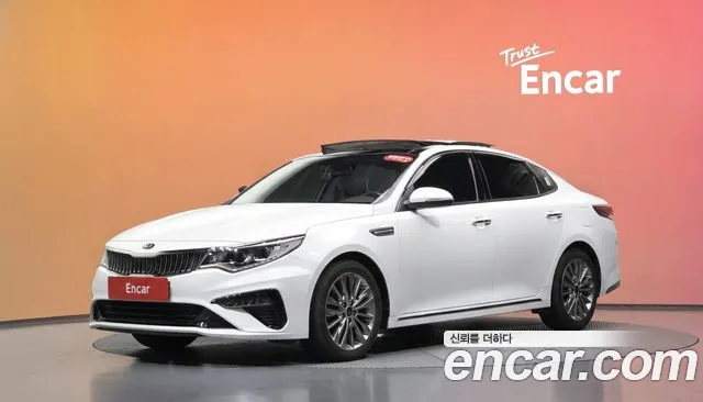 Kia K5 2019 — photo 1