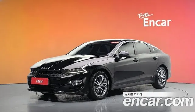 Kia K5 2023 — photo 1