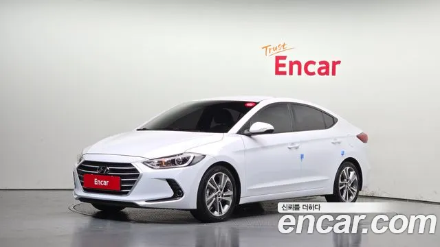 Hyundai AVANTE 2018 — photo 1