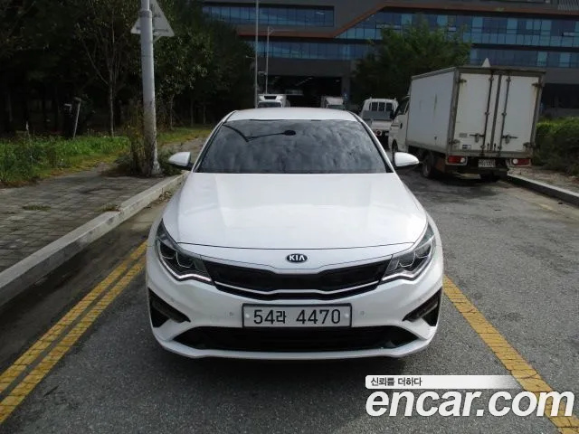 Kia K5 2019 — photo 1