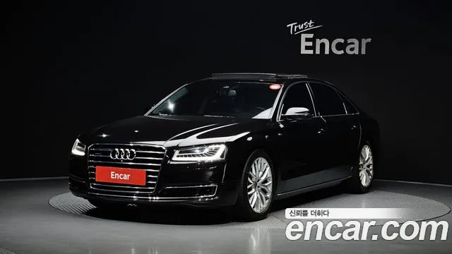Audi A8 2015 — photo 1
