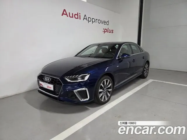 Audi A4 2023 — photo 1