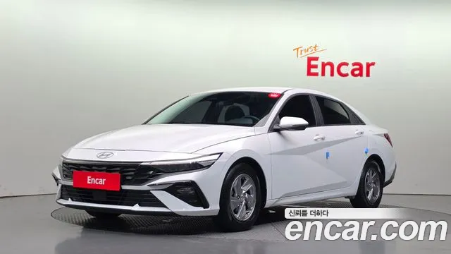 Hyundai AVANTE 2024 — photo 1