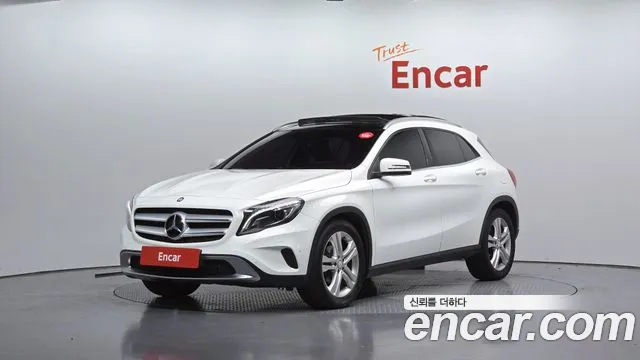 Mercedes-Benz GLA-Class 2015 — photo 1