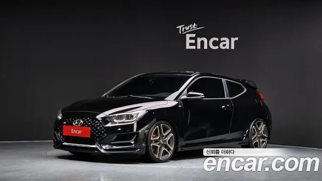 Hyundai Veloster 2020 — photo 1