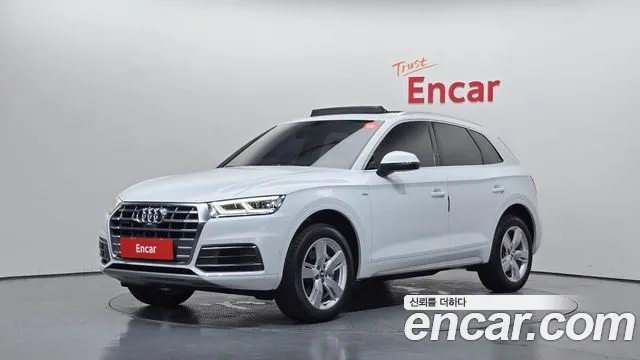 Audi Q5 2020 — photo 1