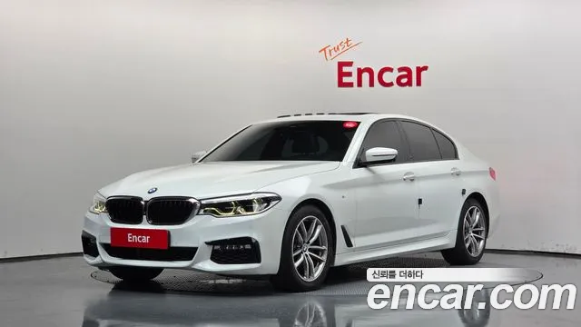 BMW 5-Series 2017 — photo 1