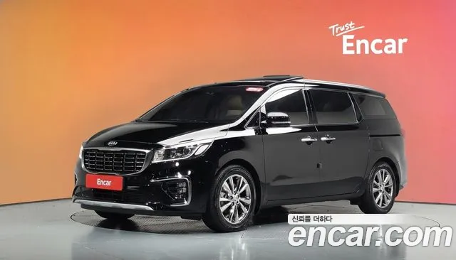 Kia Canival 2020 — photo 1