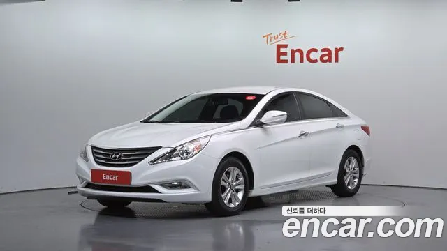 Hyundai Sonata 2012 — photo 1