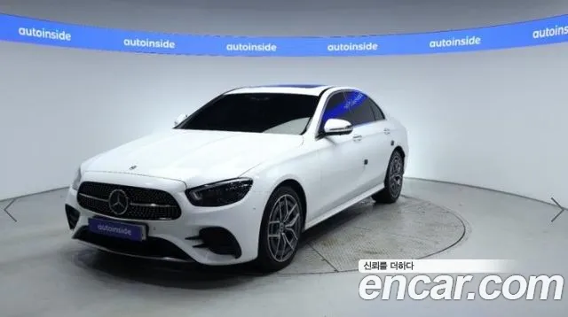 Mercedes-Benz E-Class 2023 — photo 1