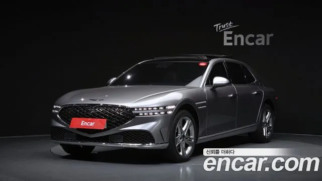 Genesis G90 2022 — photo 1