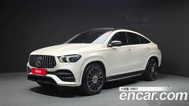 Mercedes-Benz GLE-Class 2022 — photo 1