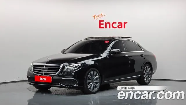 Mercedes-Benz E-Class 2020 — photo 1