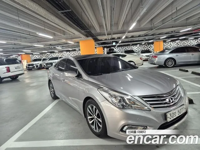Hyundai Grandeur 2011 — photo 1