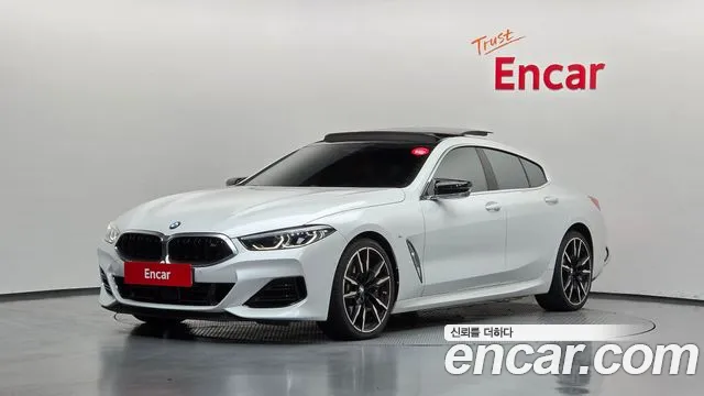 BMW 8-Series 2023 — photo 1