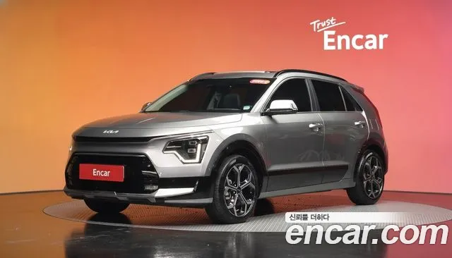 Kia Niro 2022 — photo 1