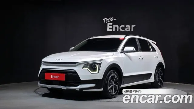 Kia Niro 2024 — photo 1