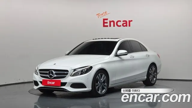 Mercedes-Benz C-Class 2018 — photo 1