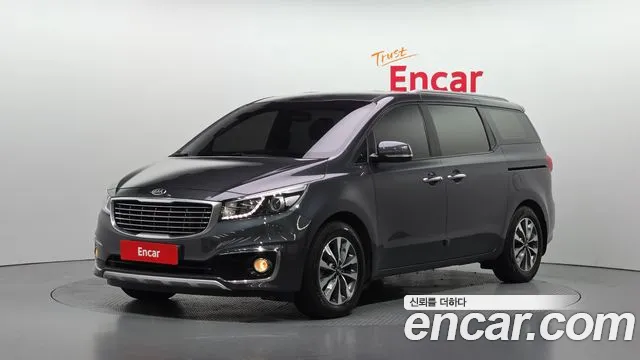 Kia Canival 2015 — photo 1