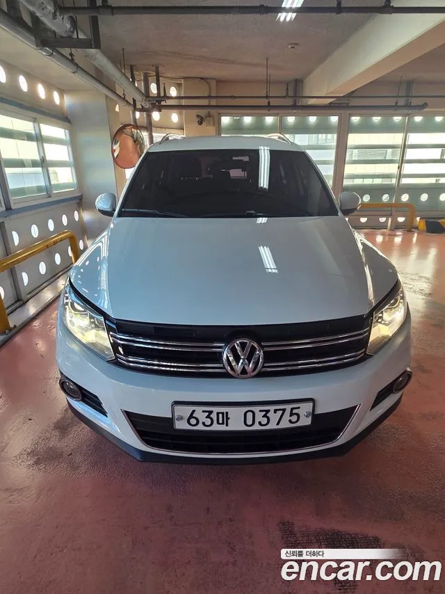 Volkswagen Tiguan 2016 — photo 1