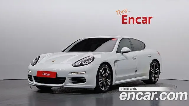 Porsche Panamera 2014 — photo 1