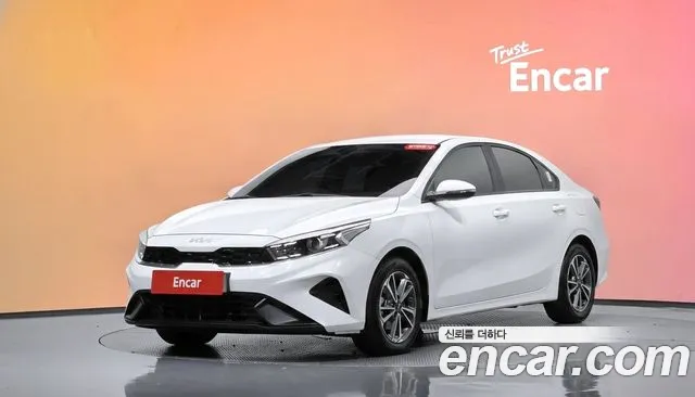 Kia K3 2023 — photo 1