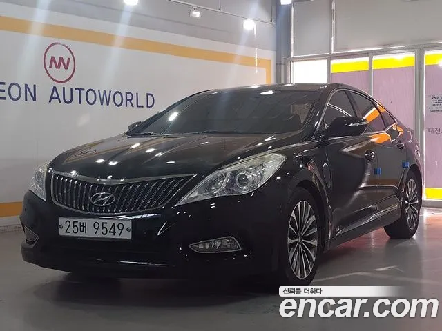 Hyundai Grandeur 2014 — photo 1