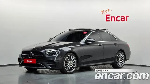 Mercedes-Benz E-Class 2022 — photo 1