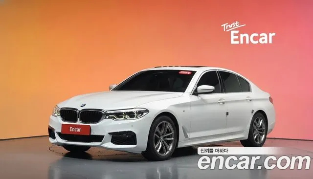 BMW 5-Series 2020 — photo 1
