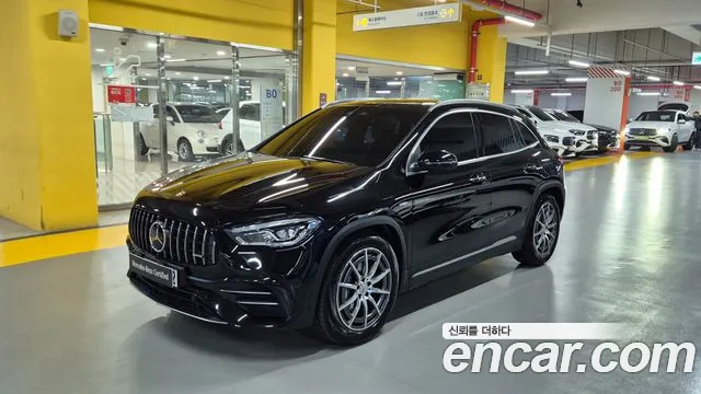 Mercedes-Benz GLA-Class 2022 — photo 1