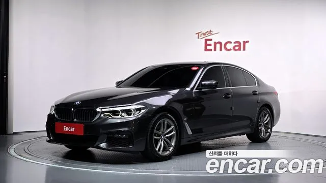 BMW 5-Series 2020 — photo 1