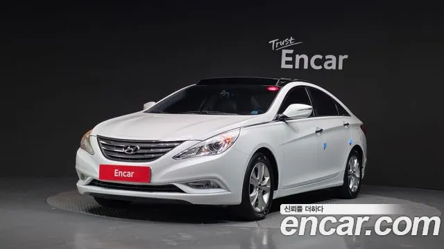 Hyundai Sonata 2012 — photo 1