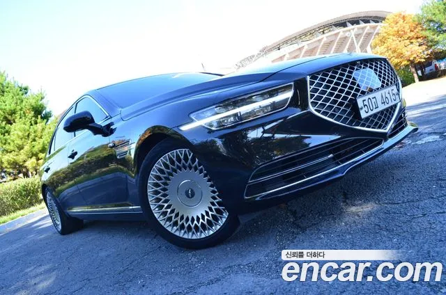Genesis G90 2019 — photo 1