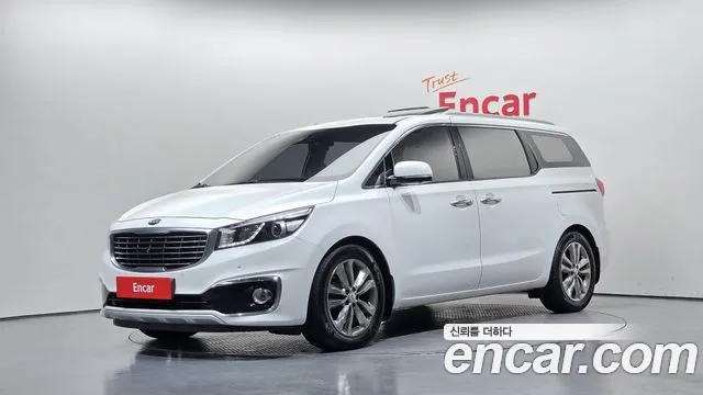 Kia Canival 2016 — photo 1