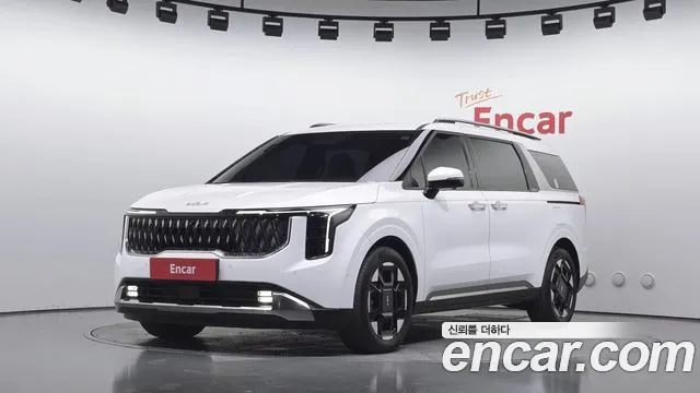 Kia Canival 2024 — photo 1