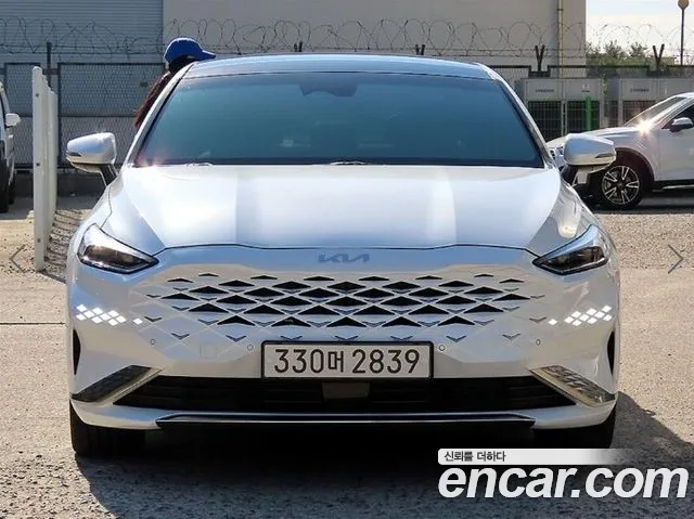 Kia K8 2023 — photo 1