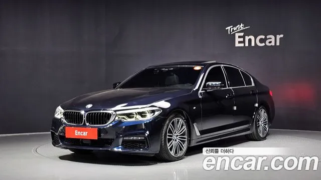 BMW 5-Series 2019 — photo 1