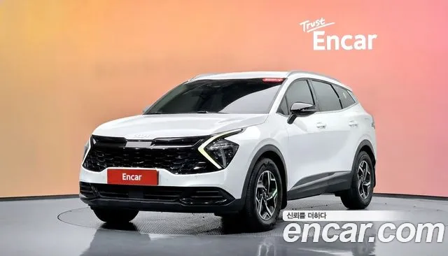 Kia Sportage 2023 — photo 1