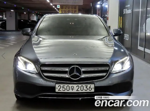 Mercedes-Benz E-Class 2019 — photo 1