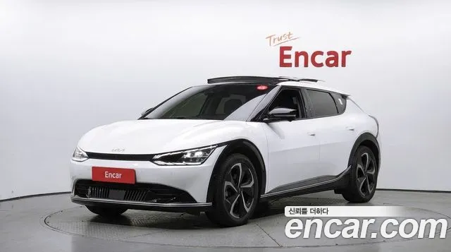 Kia EV6 2022 — photo 1