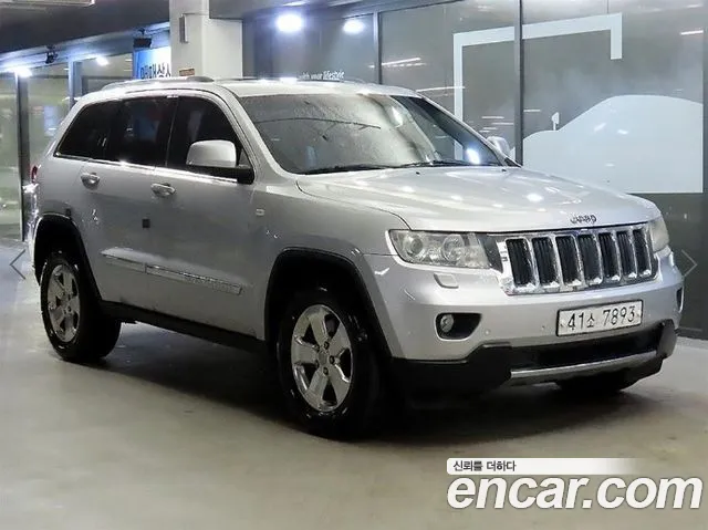 Jeep Cherokee 2013 — photo 1