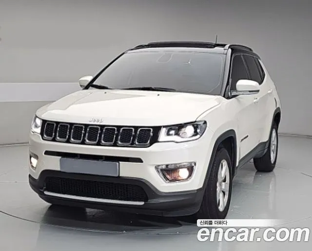 Jeep Compass 2019 — photo 1