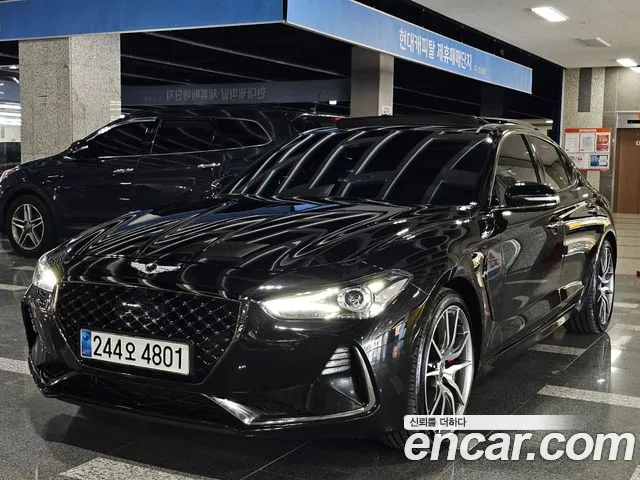 Genesis G70 2018 — photo 1