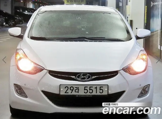 Hyundai AVANTE 2013 — photo 1