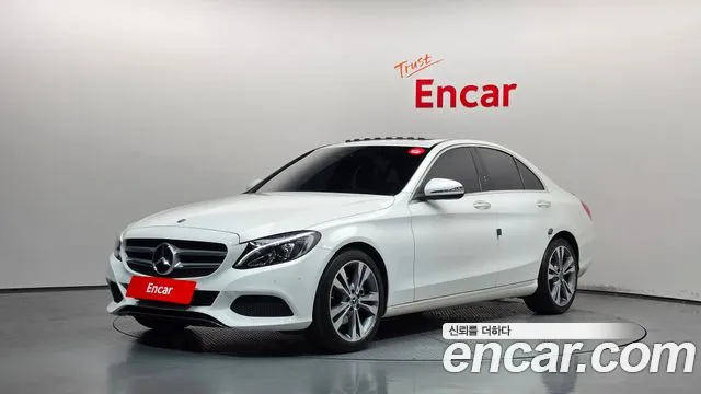 Mercedes-Benz C-Class 2018 — photo 1