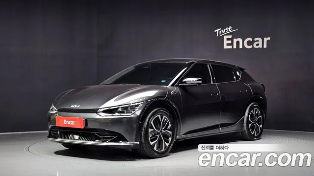 Kia EV6 2022 — photo 1