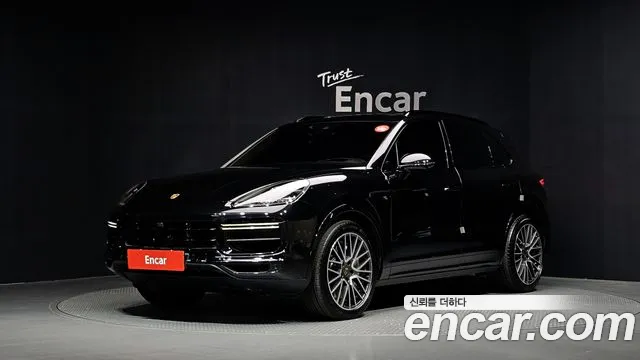 Porsche Cayenne 2020 — photo 1